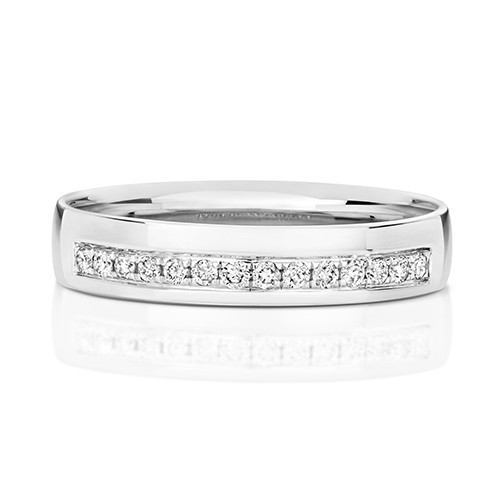 18ct White Gold Wedding Ring with Grain Set Diamonds