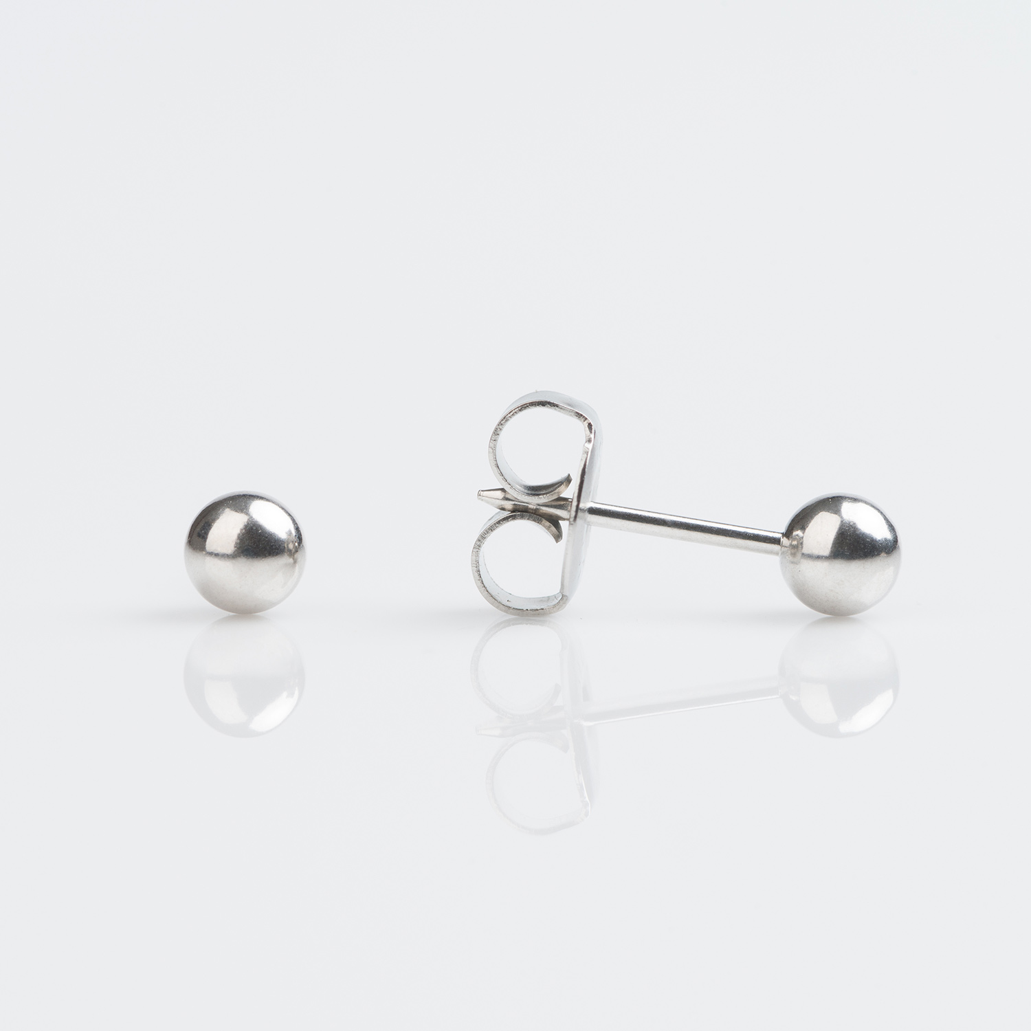 ball stud earring