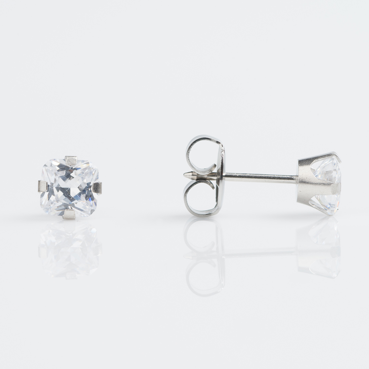 7mm Cz Stud Earring