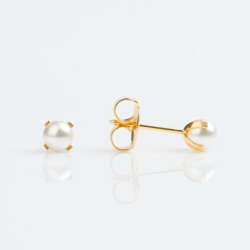 White Pearl Stud Earring