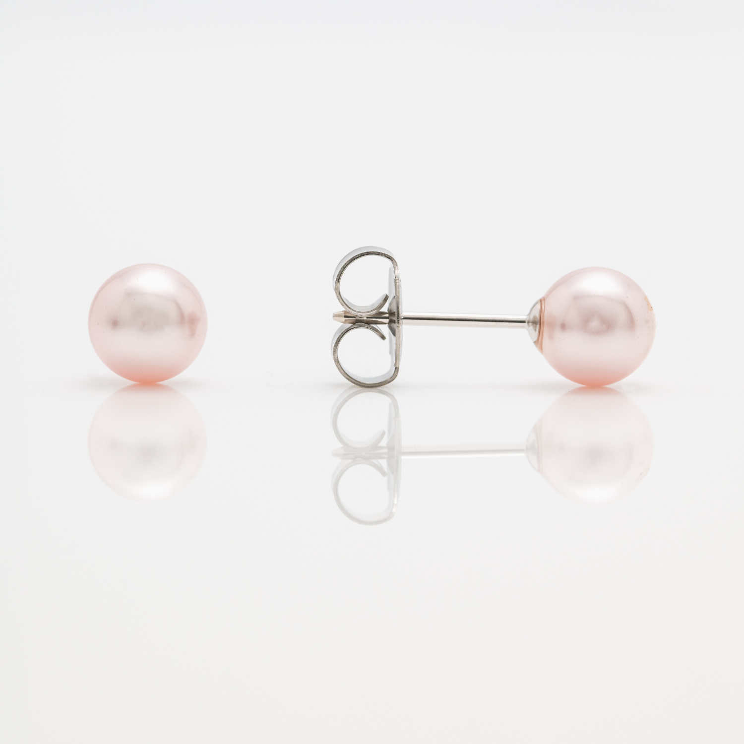 Pink Pearl Stud Earring